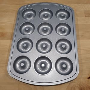 Pampered Chef Donut Pan